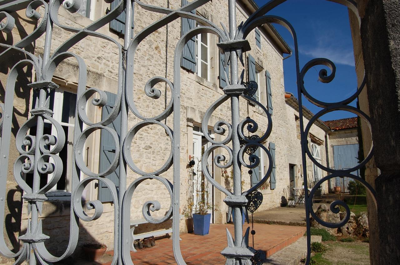 La Belle Lavande, Chambre D Hote Chenommet Exterior foto